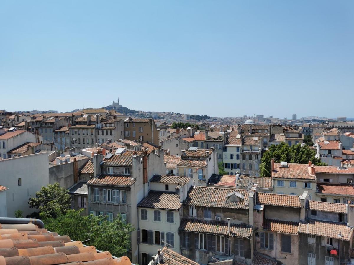 Le 5e Ciel : Un Nid Au Dessus De * Marseille